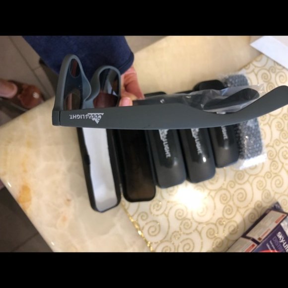 Cool Light Unisex Sunglasses Polarize Lenses Blue - Picture 5 of 8